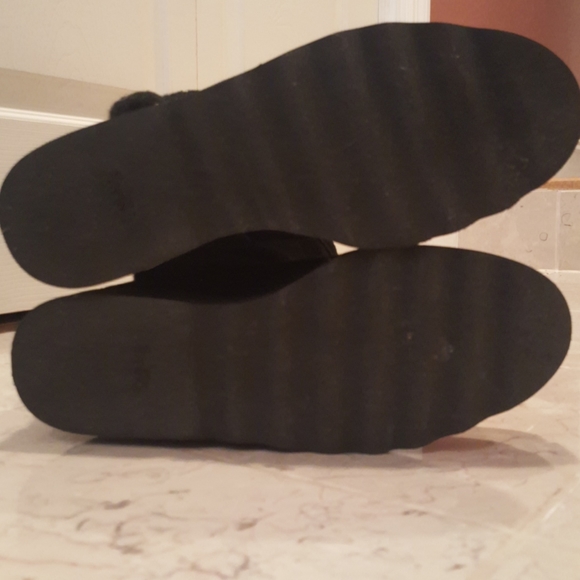 EUC Coach Belmont black suede boots - Picture 6 of 9